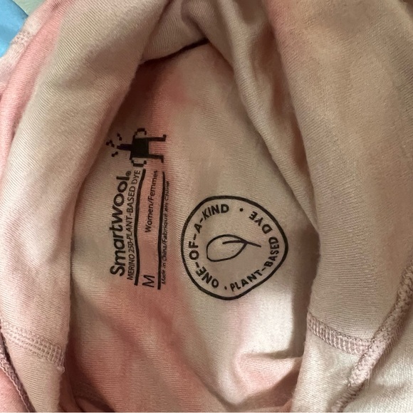 Smartwool Soft Pink Apparel - Picture 3 of 4